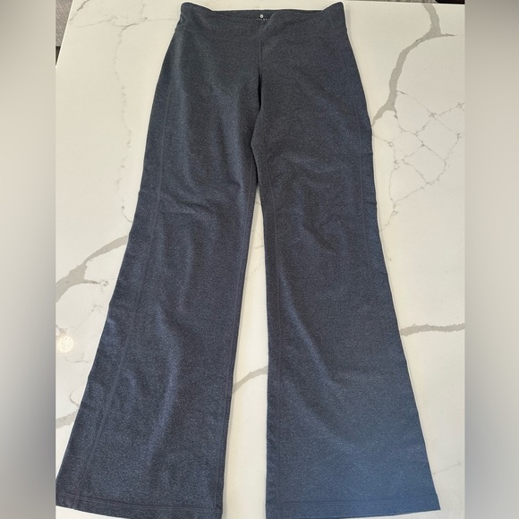 Athleta Pants - Athleta Gray Flare Leggings-Size Medium
